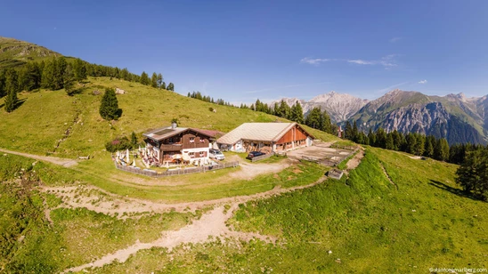 Alpe Ganatsch mountain hut